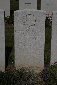 Terlincthun British Cemetery Wimille - Lord, A O