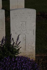 Terlincthun British Cemetery Wimille - Lordon, William