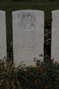 Terlincthun British Cemetery Wimille - Lynch, J