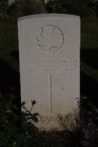Terlincthun British Cemetery Wimille - MacFarlane, William Lamb