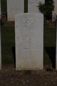 Terlincthun British Cemetery Wimille - MacHon, J A