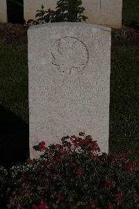 Terlincthun British Cemetery Wimille - MacQuarrie, Gordon Forbes