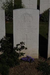 Terlincthun British Cemetery Wimille - Main, Alexander Tait