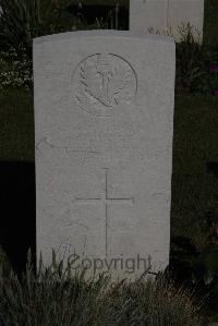 Terlincthun British Cemetery Wimille - Maire, W