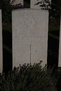 Terlincthun British Cemetery Wimille - Matthews, Thomas Edwin