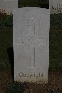 Terlincthun British Cemetery Wimille - McClemont, Robert