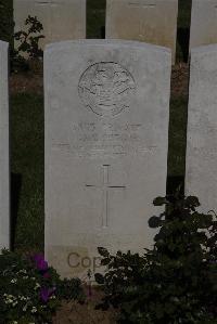 Terlincthun British Cemetery Wimille - McGregor, J
