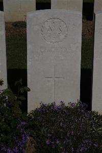 Terlincthun British Cemetery Wimille - McGregor, John