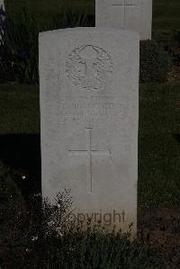 Terlincthun British Cemetery Wimille - McKenzie, P