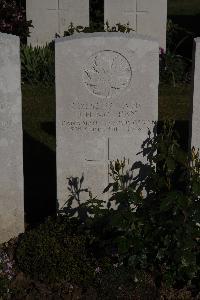 Terlincthun British Cemetery Wimille - McLean, J H