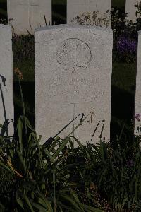 Terlincthun British Cemetery Wimille - Mennell, Harold Verne