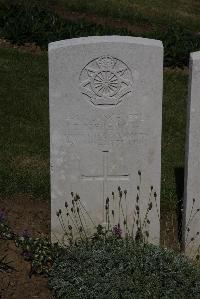 Terlincthun British Cemetery Wimille - Meredith, T