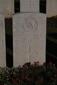 Terlincthun British Cemetery Wimille - Metcalfe, C