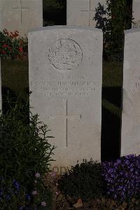 Terlincthun British Cemetery Wimille - Methuen, Lawrence Howard