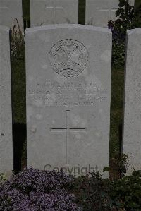 Terlincthun British Cemetery Wimille - Middleton, Charles Smith