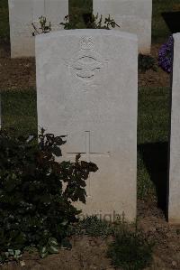 Terlincthun British Cemetery Wimille - Miles, Lionel Harry