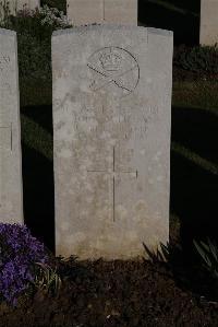 Terlincthun British Cemetery Wimille - Milligan, John