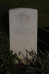Terlincthun British Cemetery Wimille - Mills, Percy