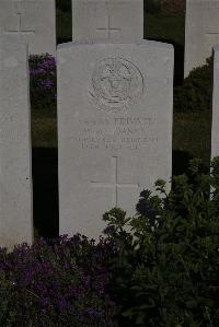 Terlincthun British Cemetery Wimille - Moakes, W A