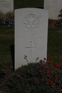 Terlincthun British Cemetery Wimille - Moir, A J