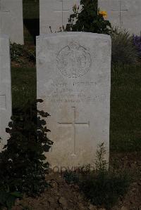 Terlincthun British Cemetery Wimille - Mollett, J
