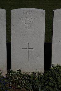 Terlincthun British Cemetery Wimille - Moore, Edward Charles