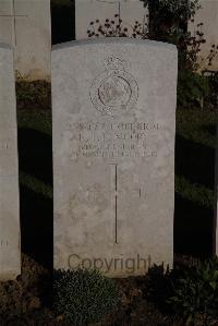 Terlincthun British Cemetery Wimille - Moore, E T H