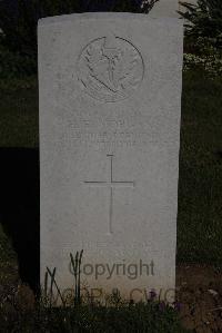 Terlincthun British Cemetery Wimille - Morgan, Henry Ernest