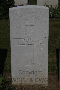 Terlincthun British Cemetery Wimille - Morrison, James