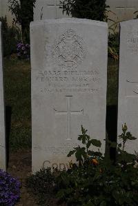 Terlincthun British Cemetery Wimille - Morton, Leonard
