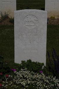 Terlincthun British Cemetery Wimille - Moss, Gerald