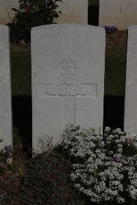 Terlincthun British Cemetery Wimille - Munns, John