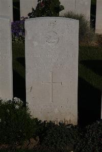 Terlincthun British Cemetery Wimille - Munro, Alexander