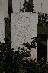 Terlincthun British Cemetery Wimille - Neale, George Joseph