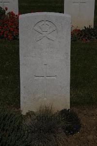 Terlincthun British Cemetery Wimille - Nicholson, C H
