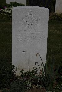 Terlincthun British Cemetery Wimille - Nixon, Walter Henry