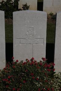 Terlincthun British Cemetery Wimille - Page, W
