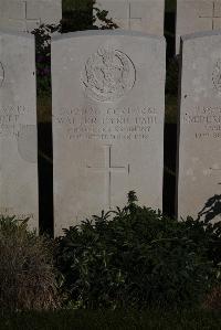 Terlincthun British Cemetery Wimille - Paul, Walter Cyril