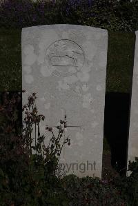Terlincthun British Cemetery Wimille - Penny, R