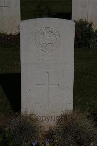 Terlincthun British Cemetery Wimille - Perry, J