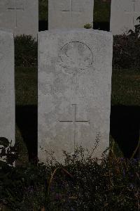 Terlincthun British Cemetery Wimille - Peters, R