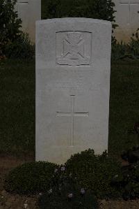 Terlincthun British Cemetery Wimille - Pile, James