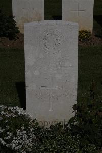Terlincthun British Cemetery Wimille - Pollard, J
