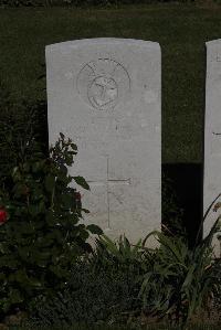 Terlincthun British Cemetery Wimille - Precious, George