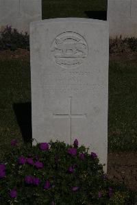 Terlincthun British Cemetery Wimille - Pye, H
