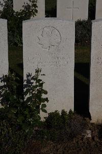 Terlincthun British Cemetery Wimille - Quinton, Robert Alexander