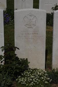 Terlincthun British Cemetery Wimille - Redgwell, A