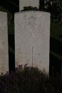 Terlincthun British Cemetery Wimille - Rhodes, H W