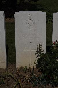 Terlincthun British Cemetery Wimille - Richards, Frank