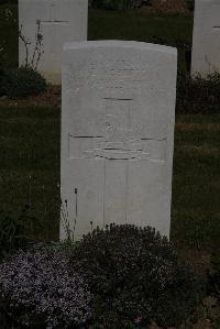 Terlincthun British Cemetery Wimille - Roberts, E